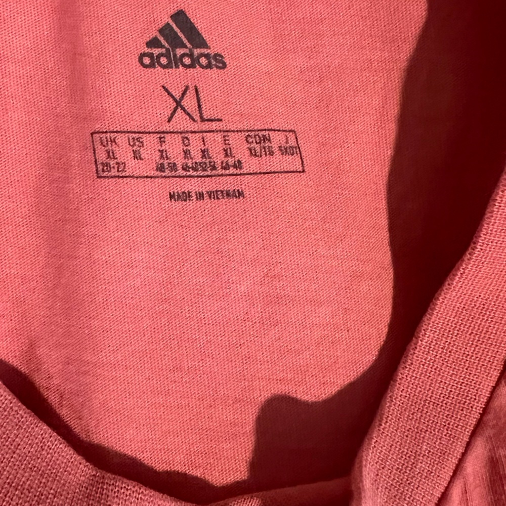 Adidas Women’s Pink Short Sleeve Tee with Logo Size XL - Picture 7 of 8